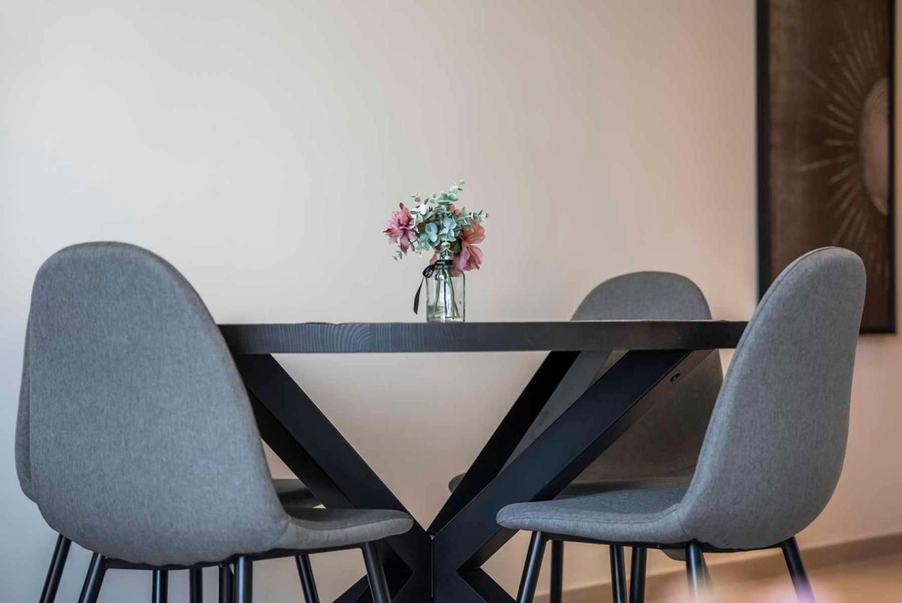 Downtown Luxury 1 Bedroom In Blvd Heights T1 *